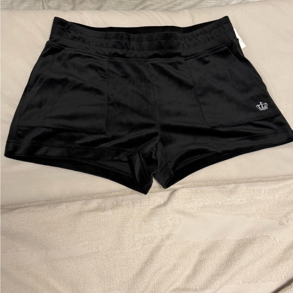 Y2K Style Juicy by Juicy Couture Black Velour Lounge Shorts NWT - L - Picture 3 of 5